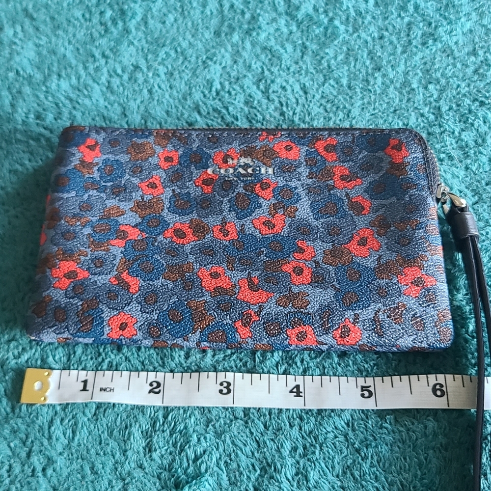 Coach Floral Print Corner Zip Wristlet - Picture 10 of 12